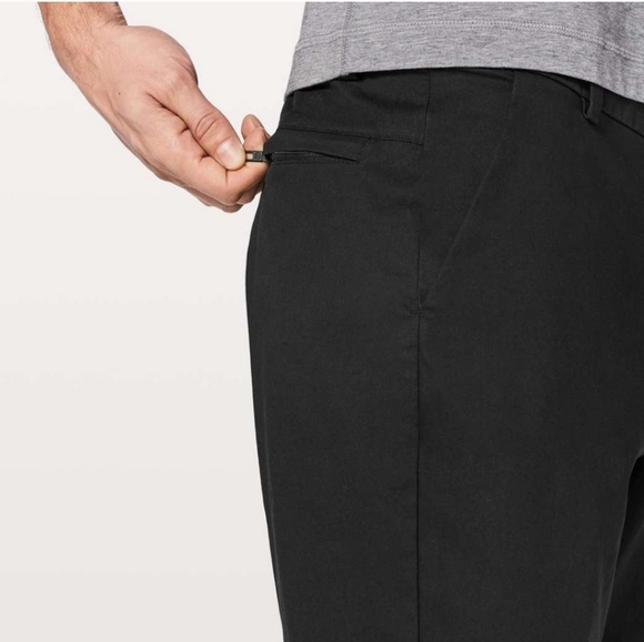LULULEMON Black Commission Classic Fit Flat Front Chino Shorts 9” Inseam Size 28 - Picture 3 of 8